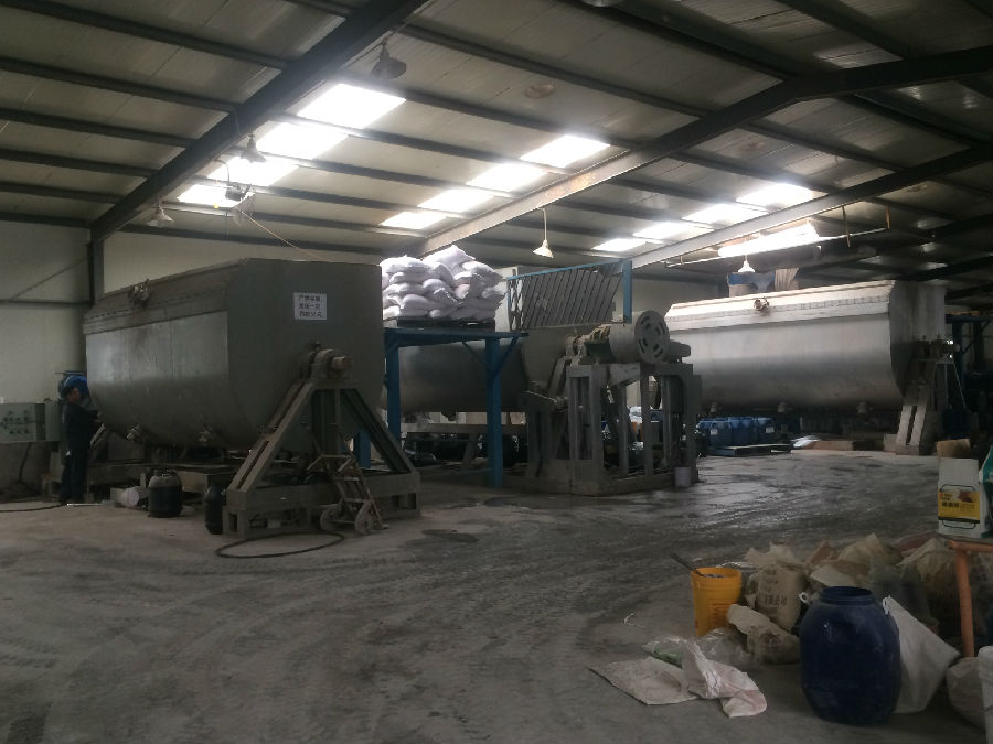 真石漆攪拌機(jī)對(duì)建材市場(chǎng)的影響